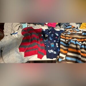 Boys bundle of 4 tops, size 24 months.  Great Lot!